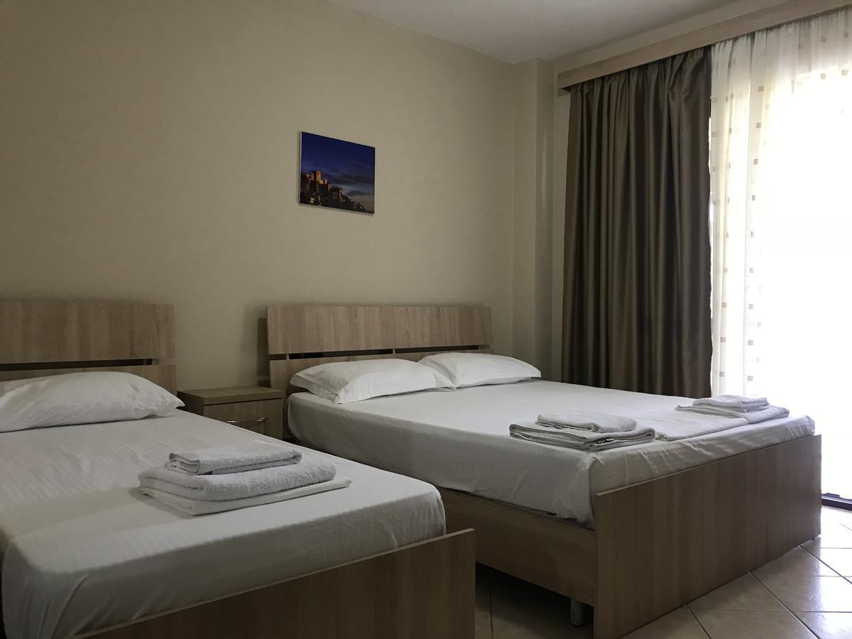 Hotel Villa Aljor Golem  Eksteriør bilde